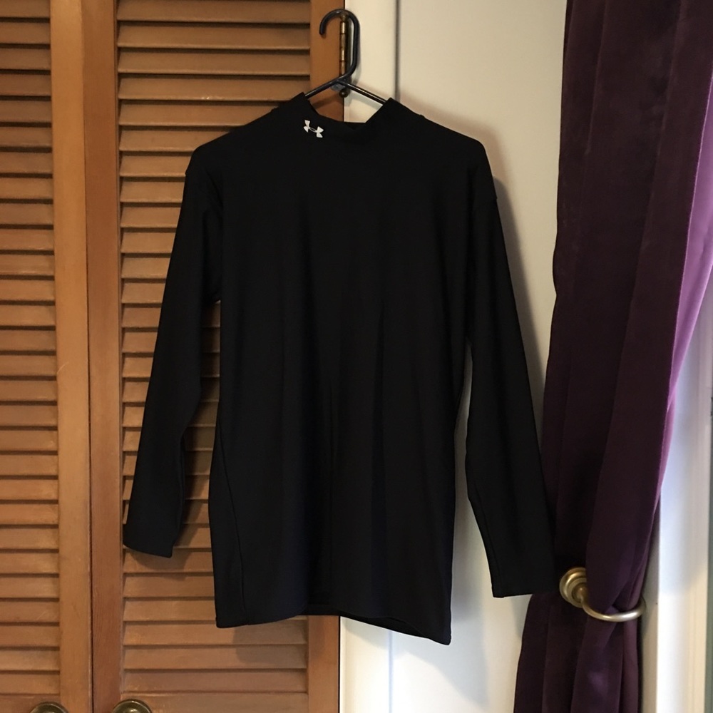 New Never Worn! Under Armour Black Shirt